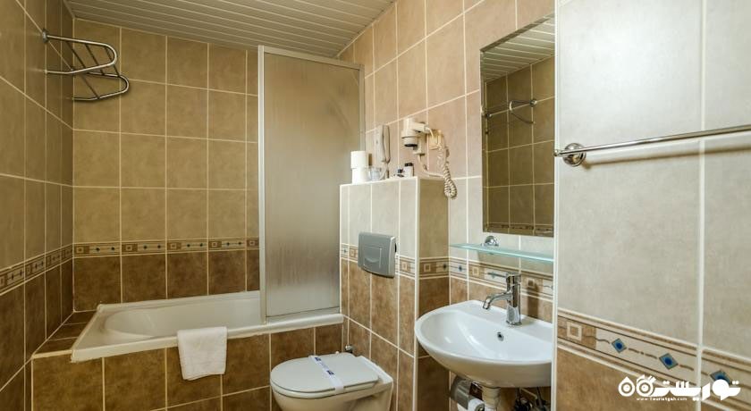 حمام و سرویس بهداشتی اتاق ها	